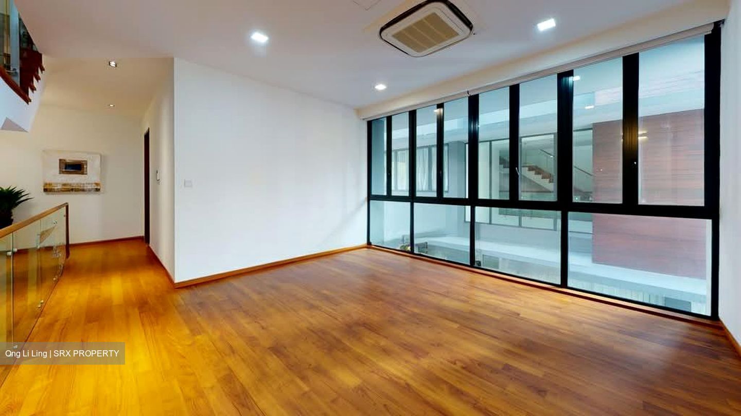 One Tree Hill Collection (D10), Semi-Detached #565693021